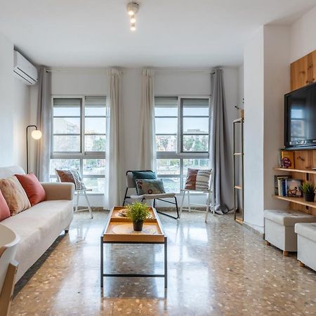Claveles Apartment By Bossh! Apartments Málaga Extérieur photo