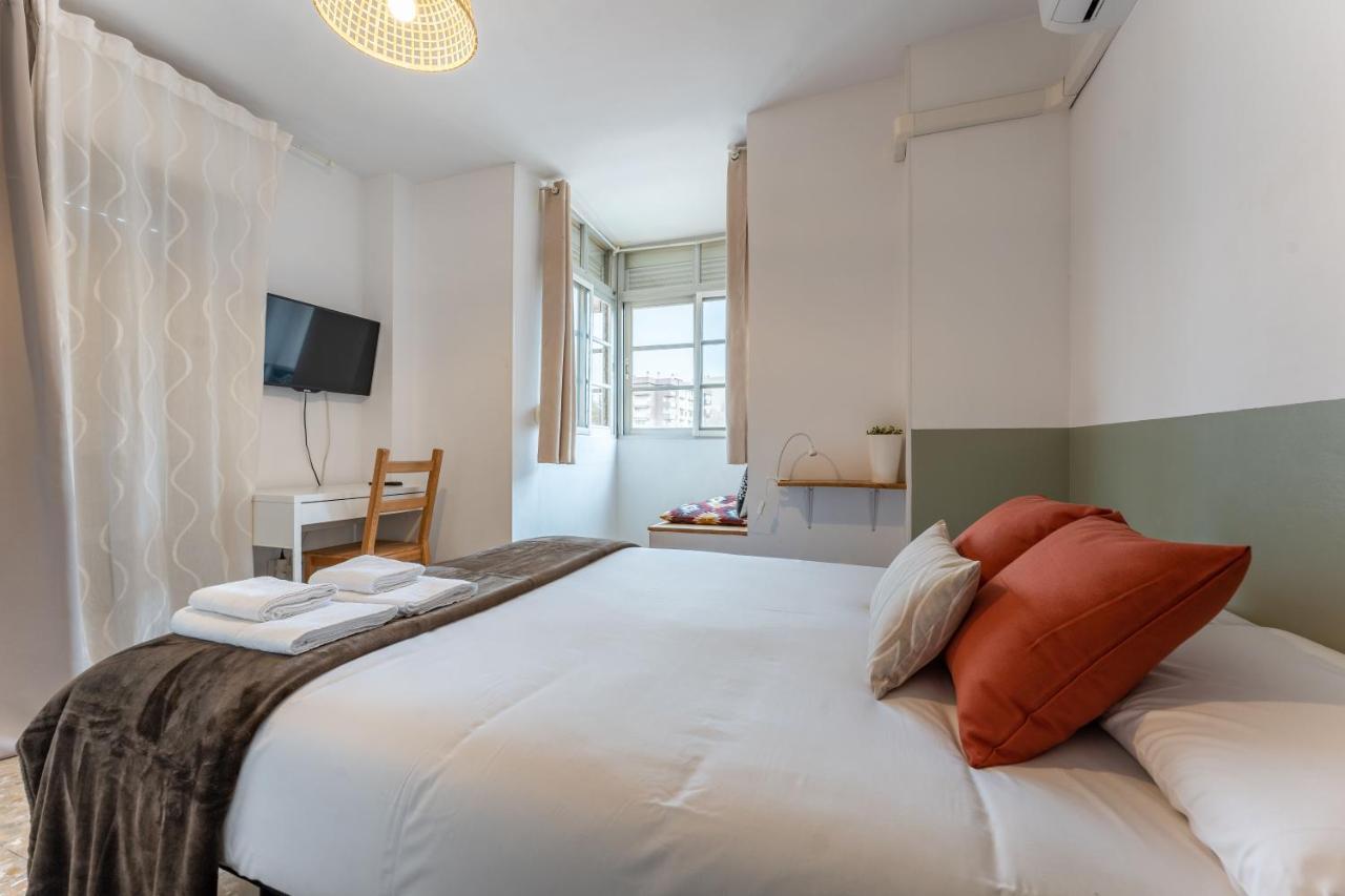 Claveles Apartment By Bossh! Apartments Málaga Extérieur photo