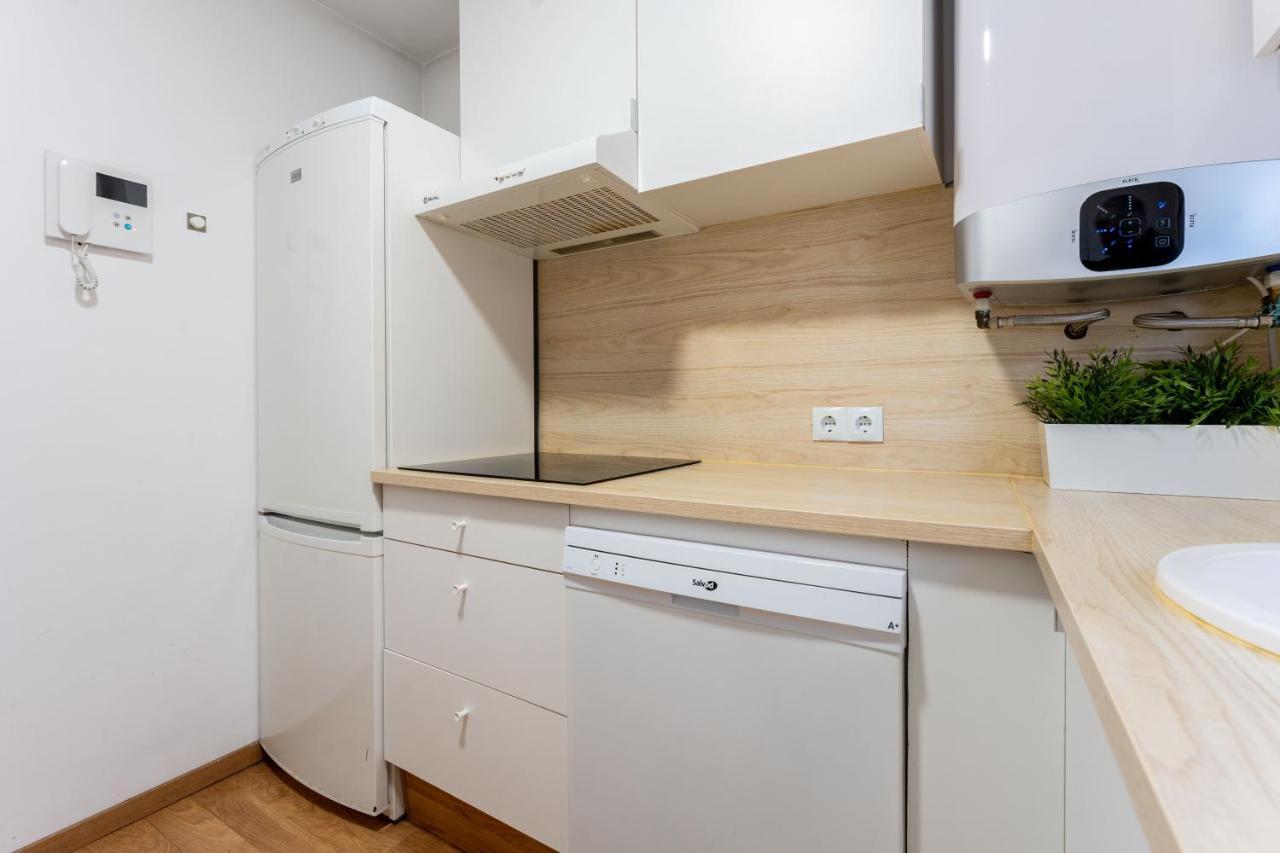 Claveles Apartment By Bossh! Apartments Málaga Extérieur photo